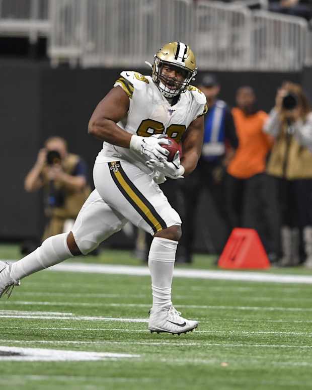 Saints DT Shy Tuttle intercepts Falcons QB Matt Ryan